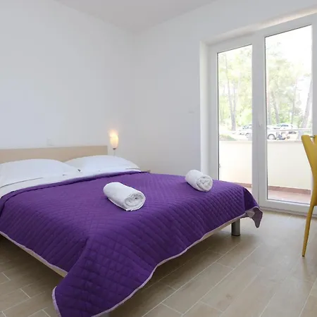 Sucic Iva I Tea * Soline (Krk)