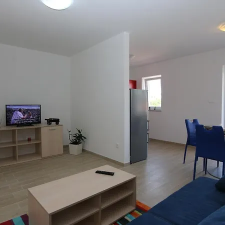 Sucic Iva I Tea Appartement *